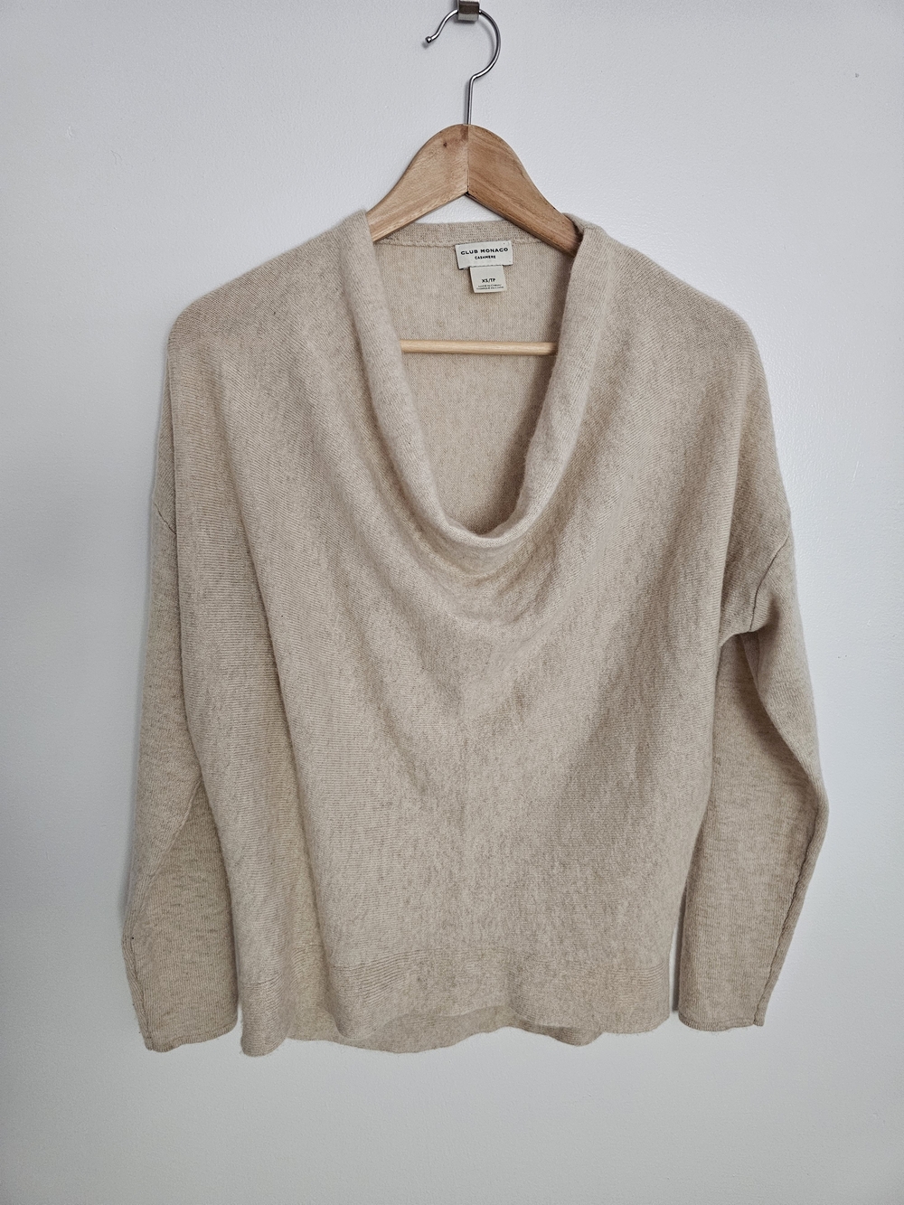 Club Monaco Beige Cowl Neck Cashmere Sweater Size XS Beige Ecru